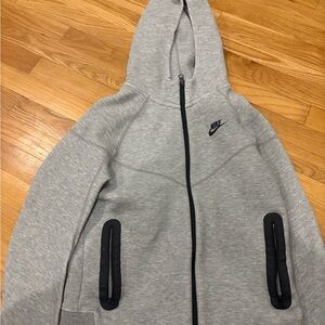 Nike Tech Heather Gray Full-Zip Jacket. Youth L.